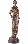 bronzov socha na mramorovom podstavci ena v tunike 18 - pohlad 1 - www.glancshop.sk