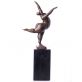 modern bronzov socha na mramorovom podstavci ensk akt 88 - pohlad 1 - www.glancshop.sk